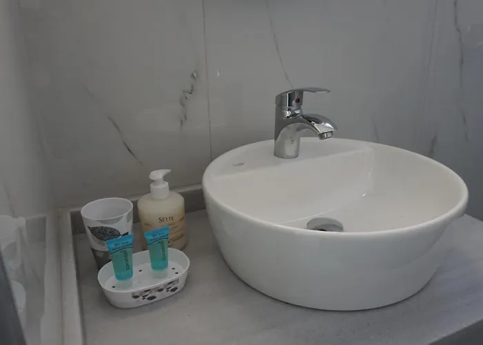 Sugarcubes By Evagstays Apartament *