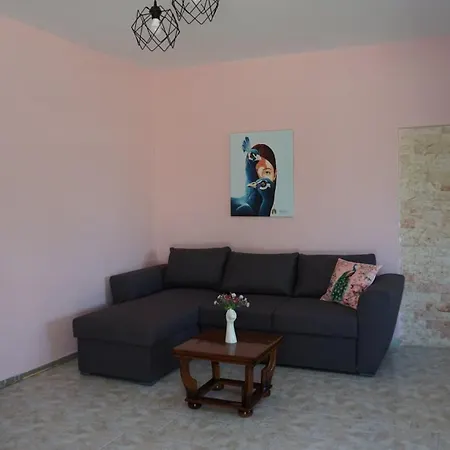 Sugarcubes By Evagstays